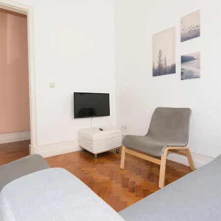 Houze 7 Bedroom Apartment In Charming Lapa Apartment